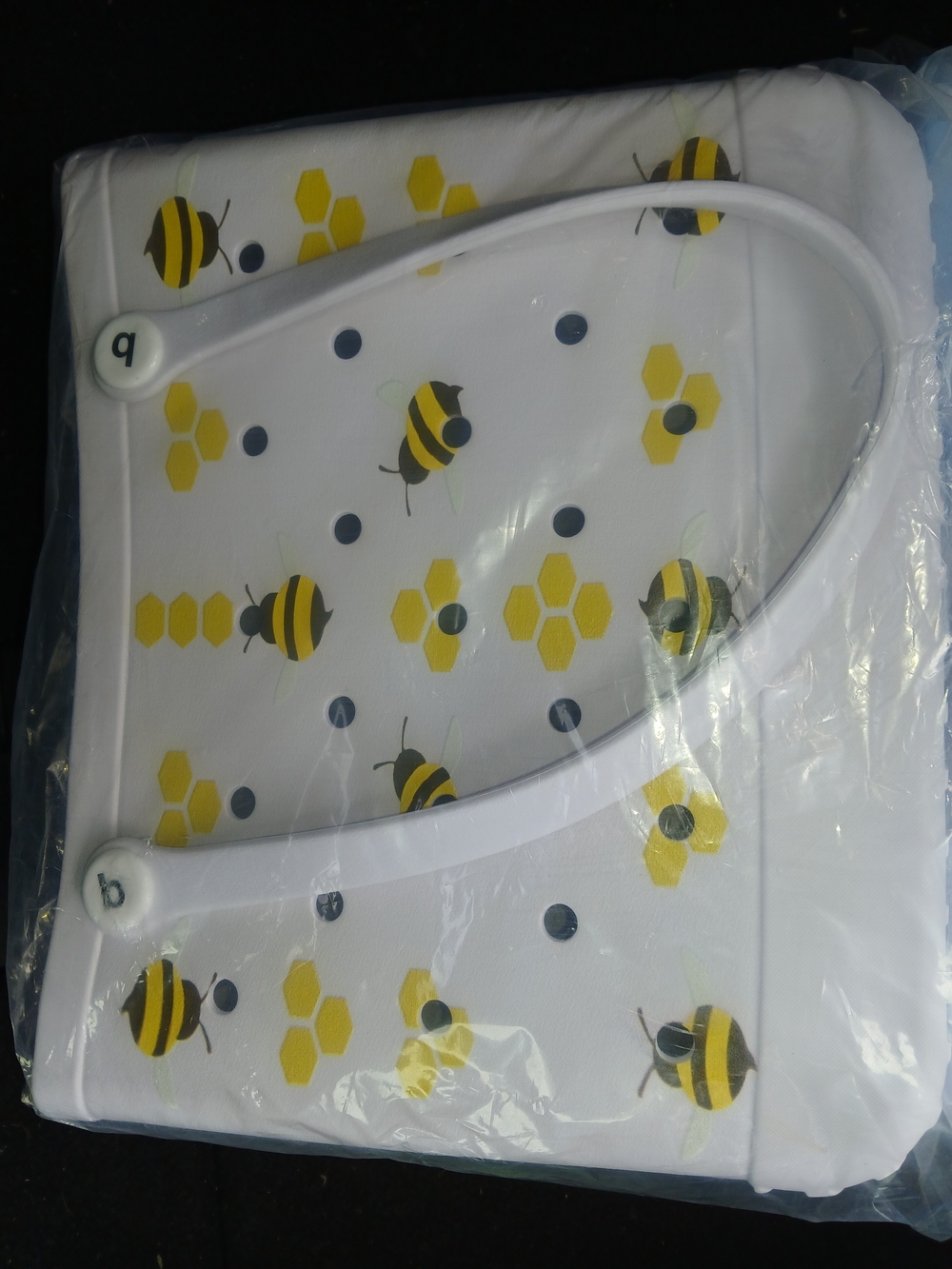 Bee Print Bogg Like Bag. Sixe Med. Price Is Firm.